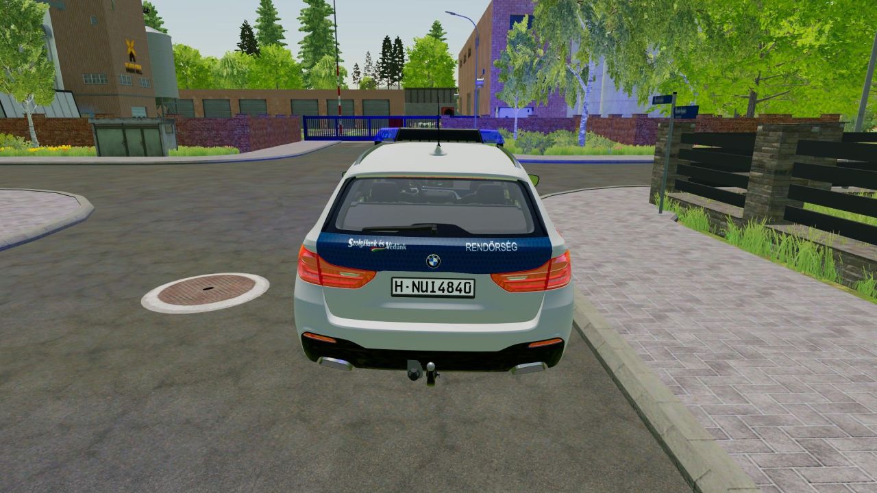 Skin BMW 5-Series Touring G31 Polizei Ungarn für Farming Simulator 22