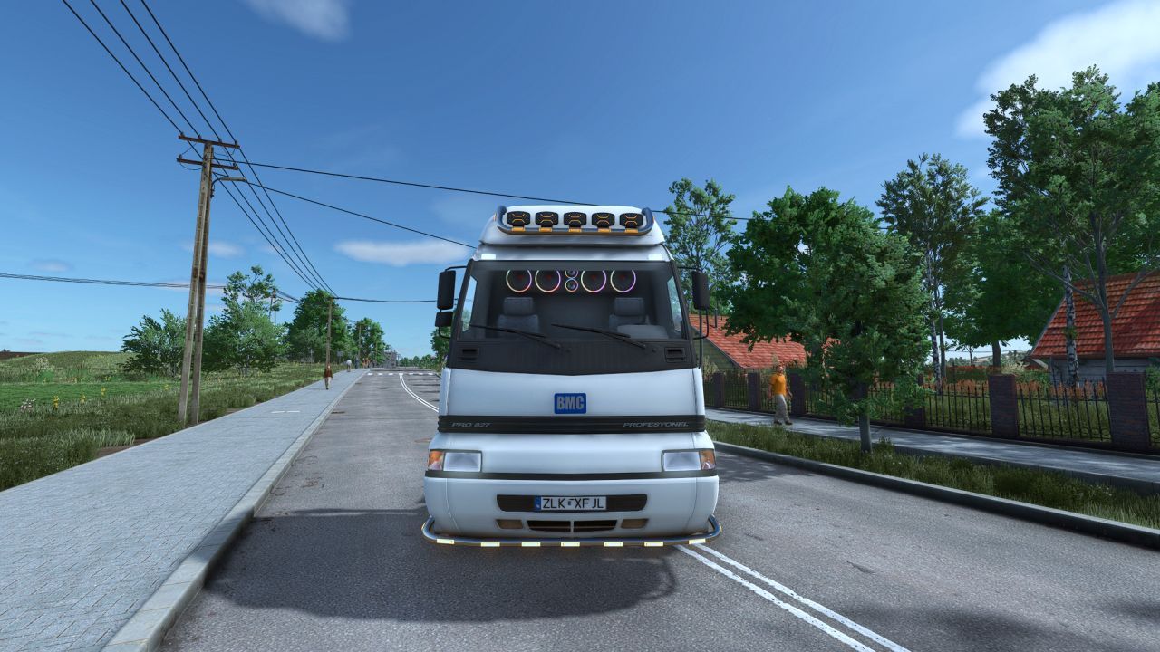 Traktor BMC PRO 827 do Farming Simulator 25