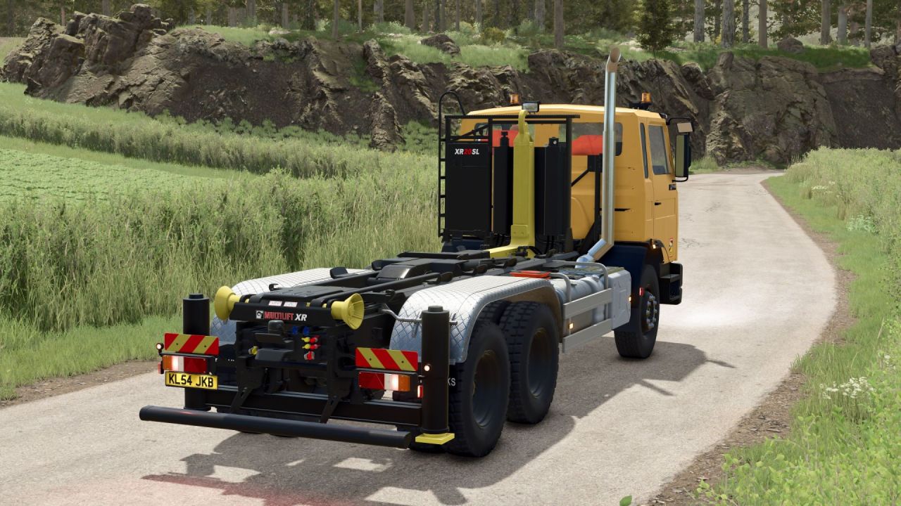 Legendärer Lkw Renault M230 ITrunner (1998) — Gabelstapler für Container in FS25 - Screenshots