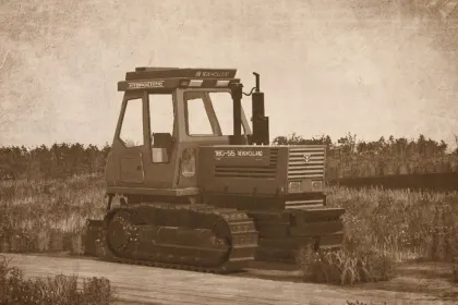 Legendärer Ketten-Traktor New Holland 180-55 — Leistung 180 PS für schwere Arbeiten — 2