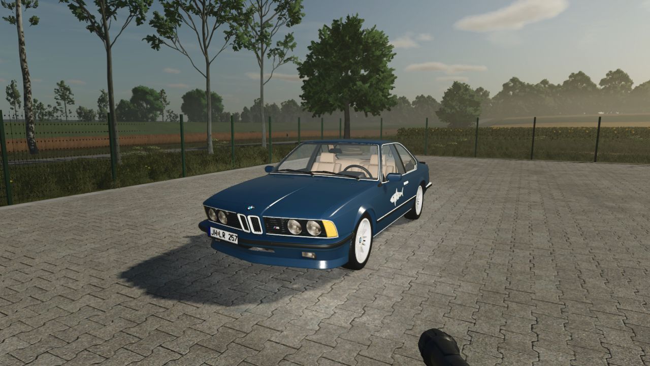 Автомобіль BMW E24 Shark для Farming Simulator 25