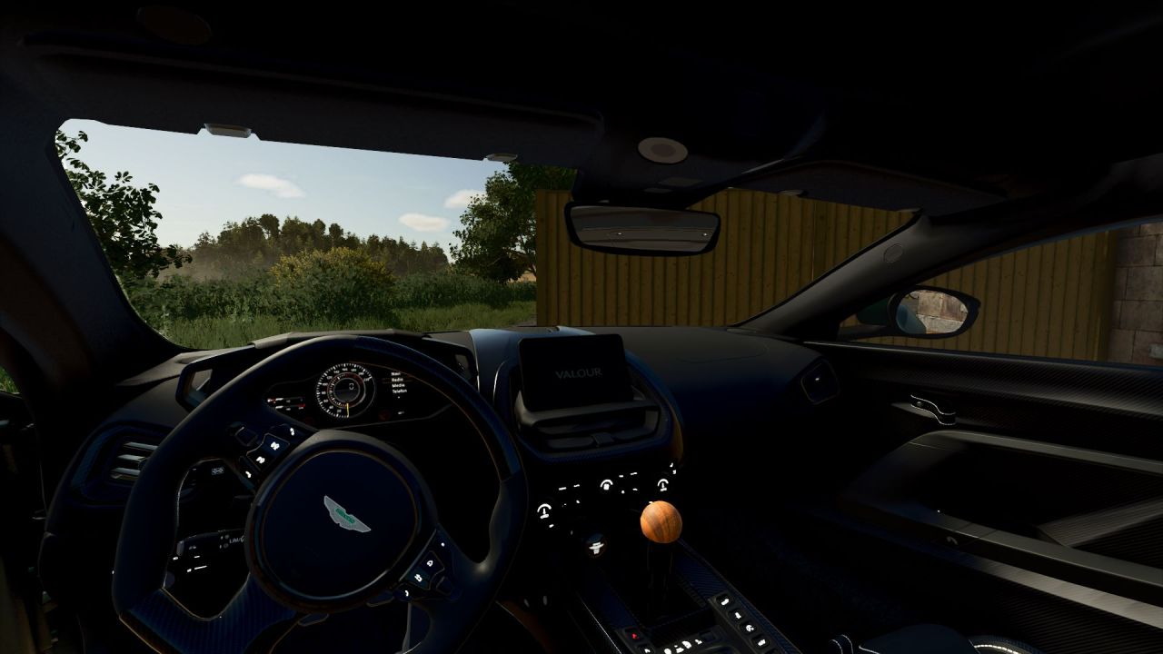 Автомобіль Aston Martin Valour 2024 для Farming Simulator 25