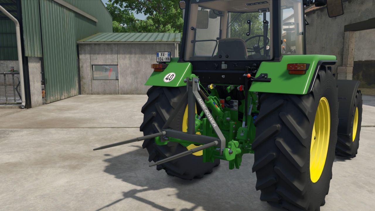 Effizienter John Deere Agri-Power Bale Transport Pick für schnelles Transportieren