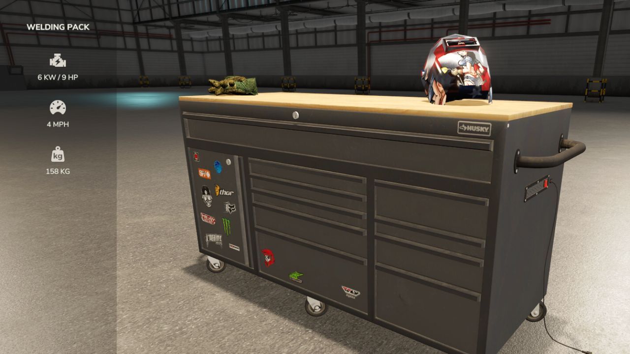 Convenient Husky Toolbox for Free Equipment Repair in FS25