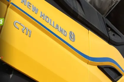 Nowy pakiet tła Custom New Holland — Stylowe tła menu dla Farming Simulator 25 — 5