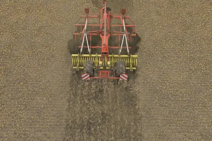 Ефективний Культиватор Pöttinger Synkro 4030 для Швидкої Обробки Ґрунту в FS25 — 6