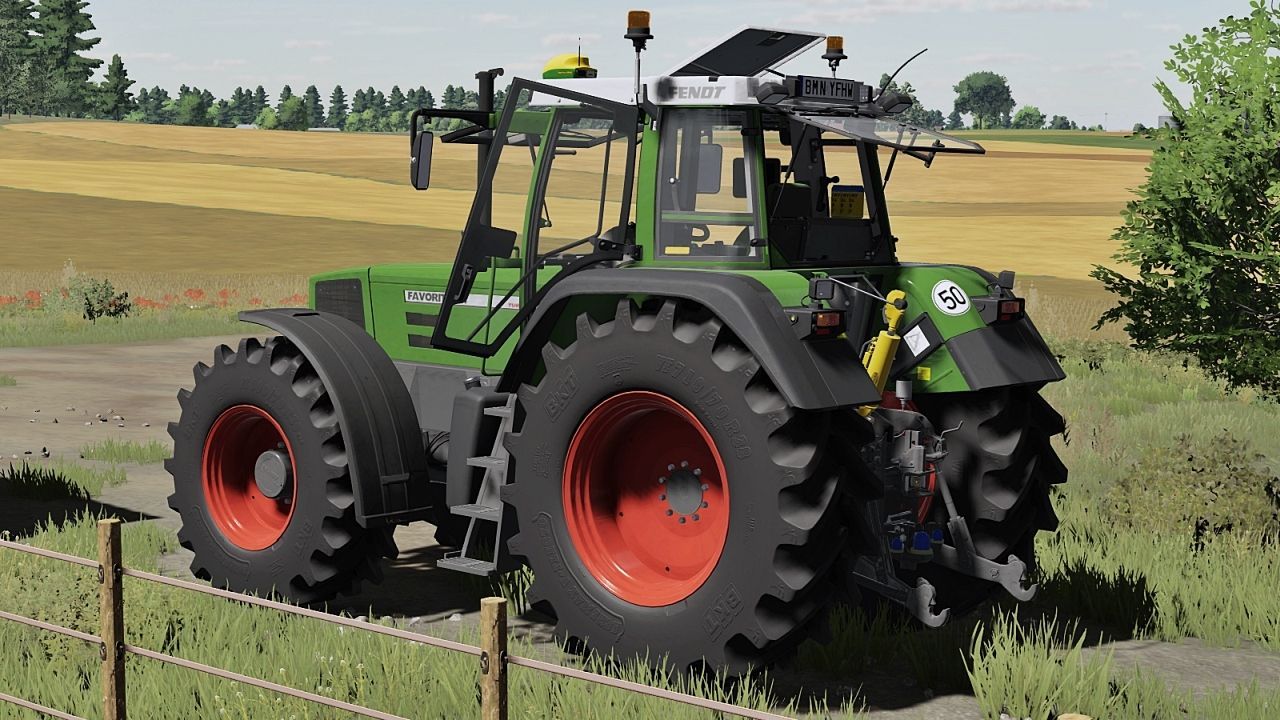 Потужний Трактор Fendt Favorit 800 Series (816–824) для Farming Simulator 25 - Скріншоти