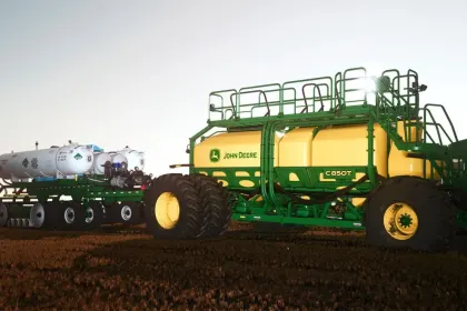 Причіп-розкидач NH3 Wagon для Farming Simulator 25