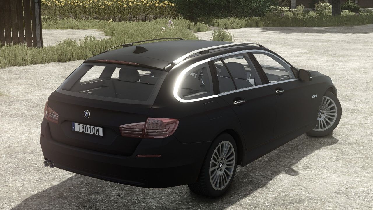 Стильний Універсал BMW F11 — Швидкий Автомобіль для Farming Simulator 25 - Скріншоти