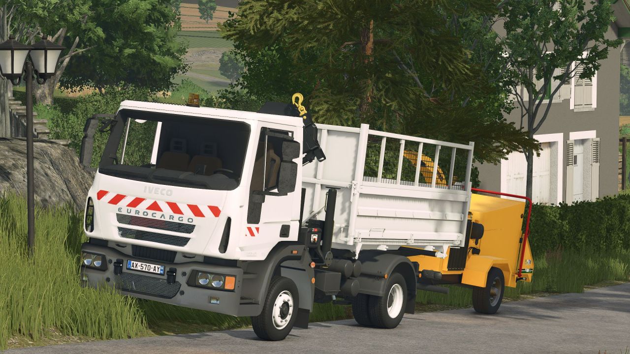 Потужна Вантажівка IVECO Eurocargo для Ландшафтних Робіт у Farming Simulator 25
