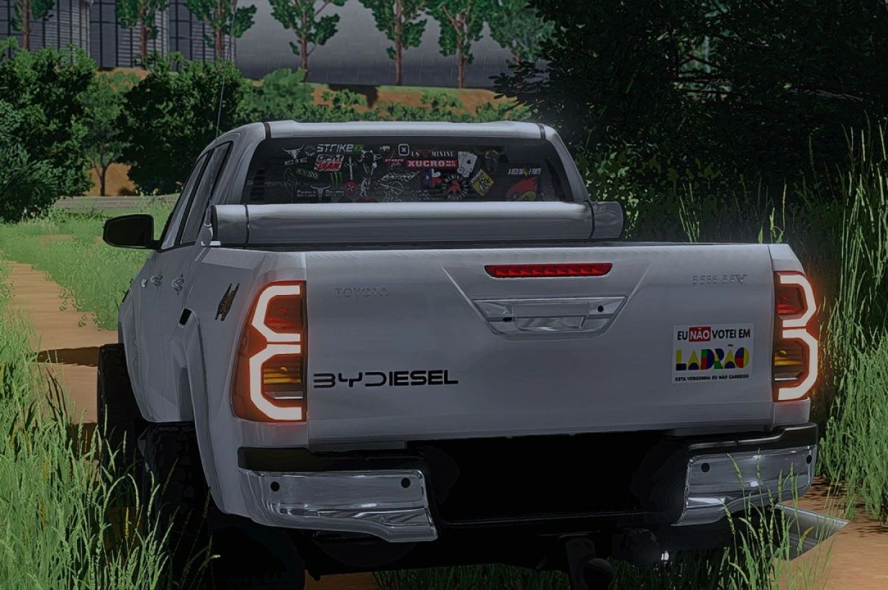 Автомобіль Toyota Hilux 2022 для Farming Simulator 22