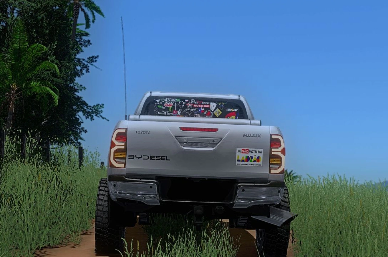 Автомобіль Toyota Hilux 2022 для Farming Simulator 22