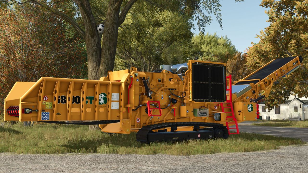 Horizontal Grinder CBI 6800CT for Farming Simulator 25