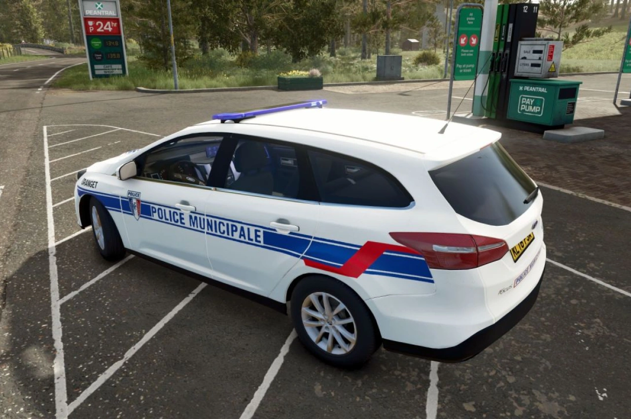 Автомобіль Ford Focus SW 2014 для Farming Simulator 25