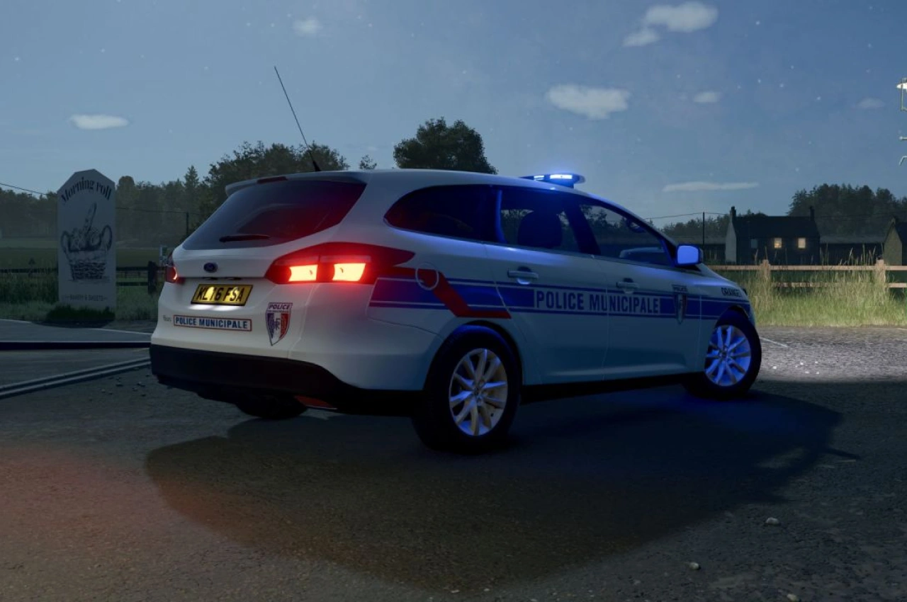 Автомобіль Ford Focus SW 2014 для Farming Simulator 25