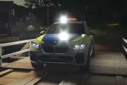 Автомобіль BMW X5M для Farming Simulator 25 — 1