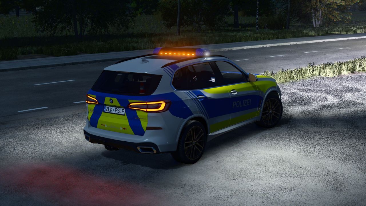 Автомобіль BMW X5M для Farming Simulator 25