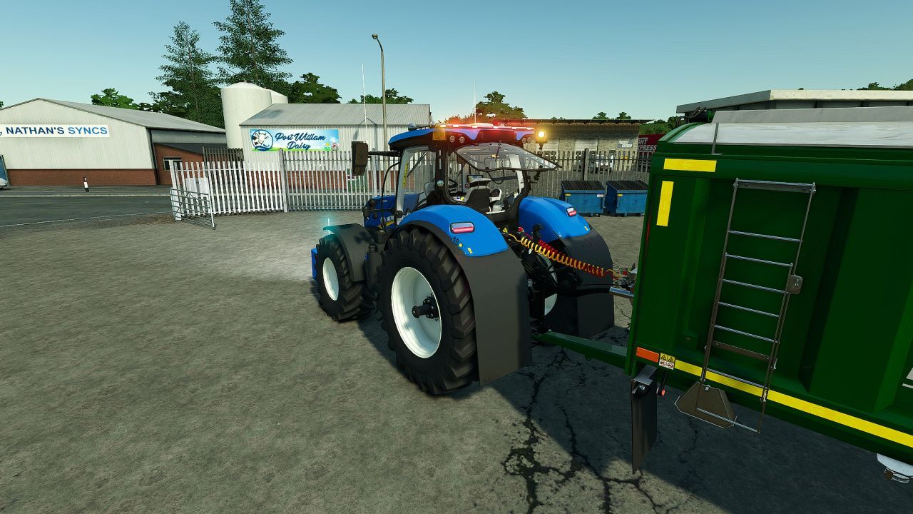 Powerful Tractor New Holland T7 LWB with Beacons and Air Horns for Farming Simulator 25