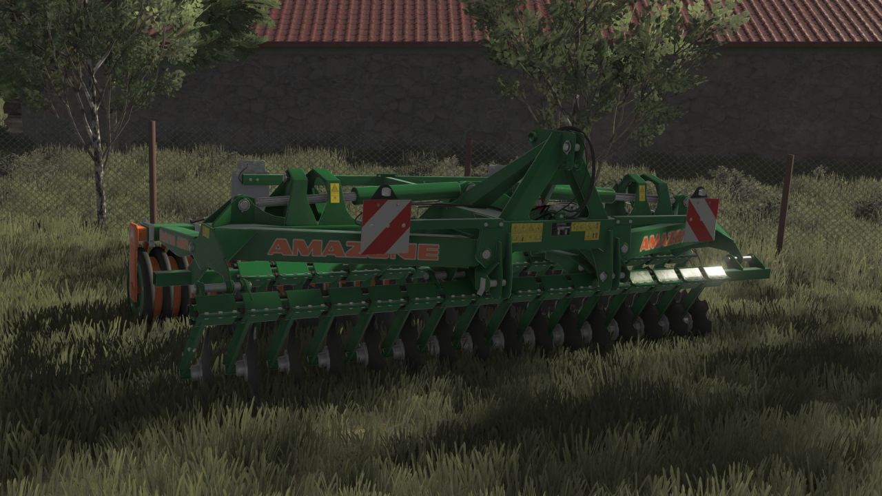 Efficient Disc Cultivator Amazone Catros 4001 for Quick Soil Processing in FS25