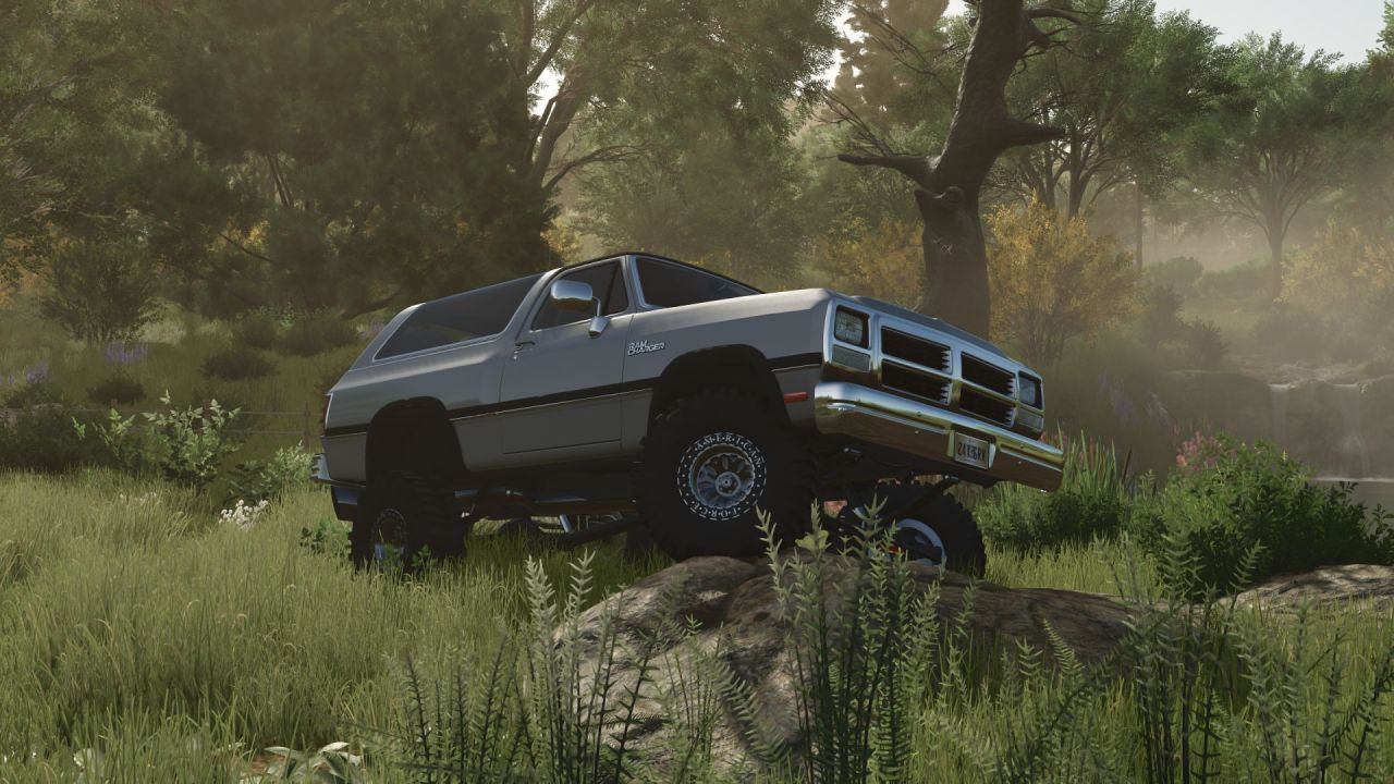 Автомобіль Dodge RamCharger 1992 для Farming Simulator 25