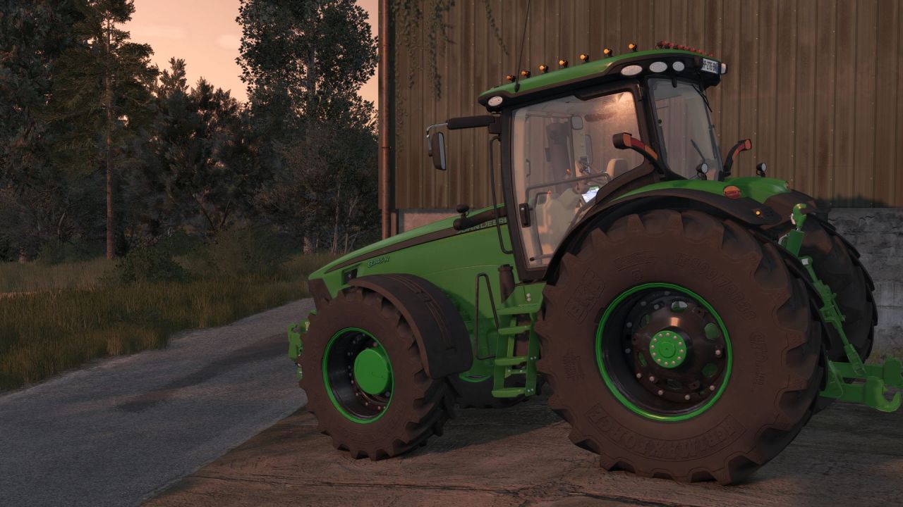 Трактор John Deere 8R Series для Farming Simulator 25