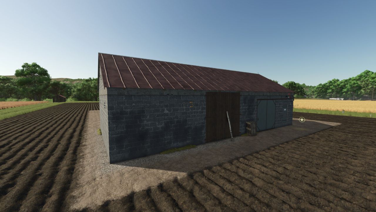 Старий польський сарай для худоби з місцем для зберігання для Farming Simulator 25