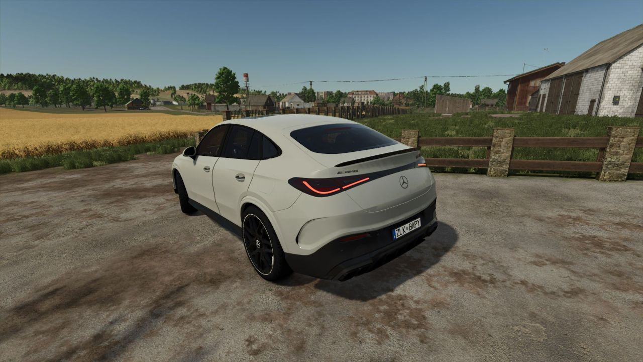 Автомобіль Mercedes-Benz GLC 63 S AMG для Farming Simulator 25