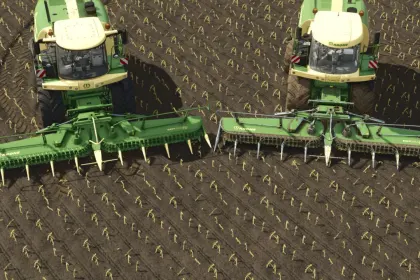 Ефективна Жатка Krone EasyCollect 750 (7.5 м) для Швидкого Збирання Кукурудзи у FS25 — 4