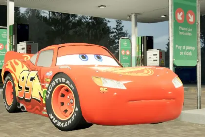 Автомобіль Lightning McQueen для Farming Simulator 25