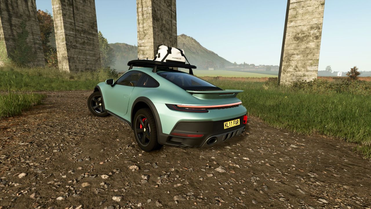Автомобіль Porsche 911 DAKAR 2023 для Farming Simulator 25