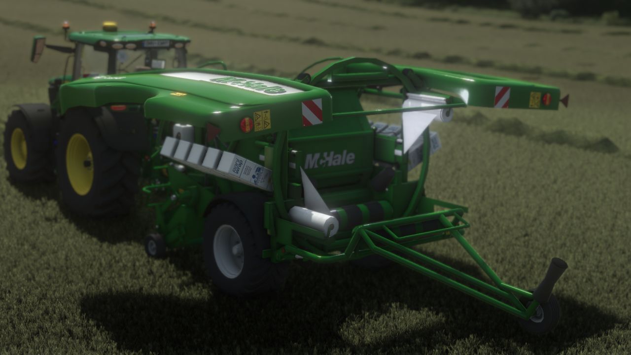 Прес-підбирач McHale Fusion 3 для Farming Simulator 25