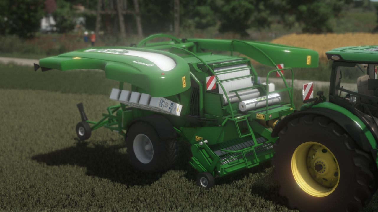 Прес-підбирач McHale Fusion 3 для Farming Simulator 25