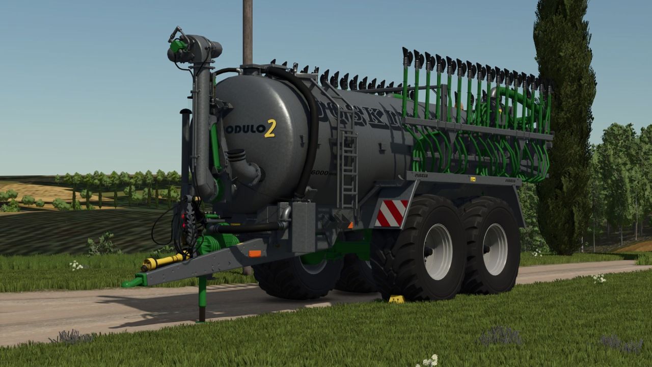 Mocna Beczkowóz Joskin Modulo2 do Realistycznego Rozsiewania Obornika w Farming Simulator 25
